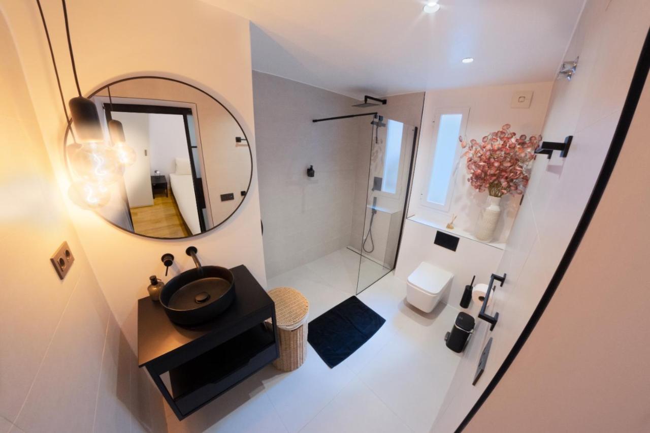 Modern Haven For Urban Explorers By Rems * Málaga