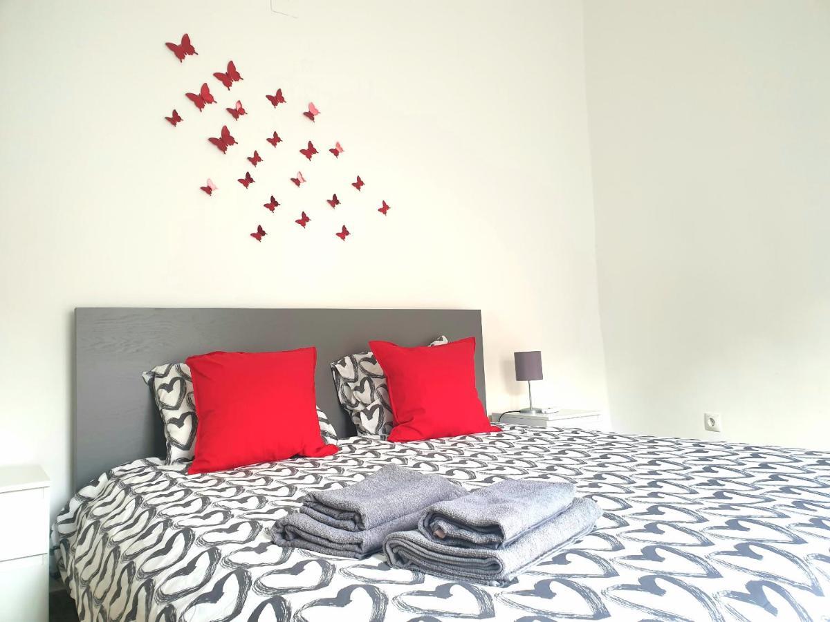 Sunny Centre Flats, 2 Options, With Balcony Or Terrace Apartment