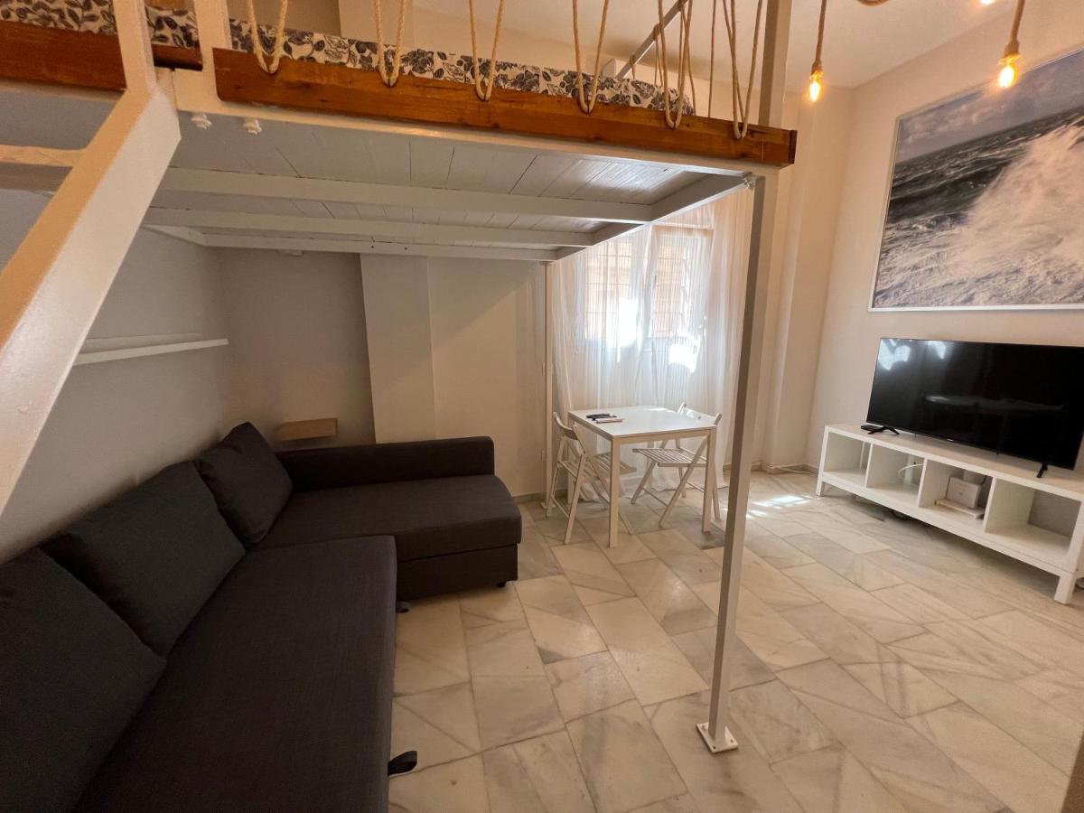 Appartement Genuar Center 4 *