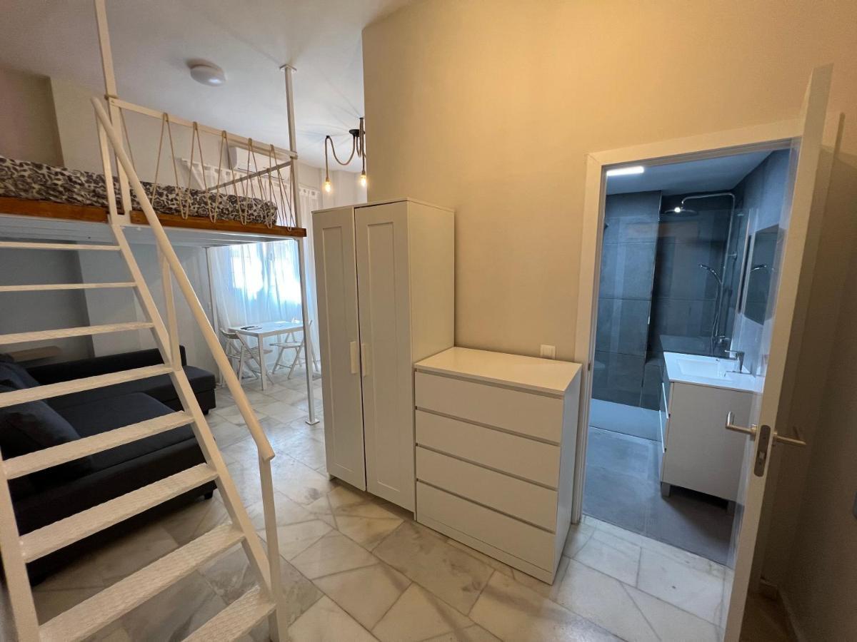 Appartement Genuar Center 4 *