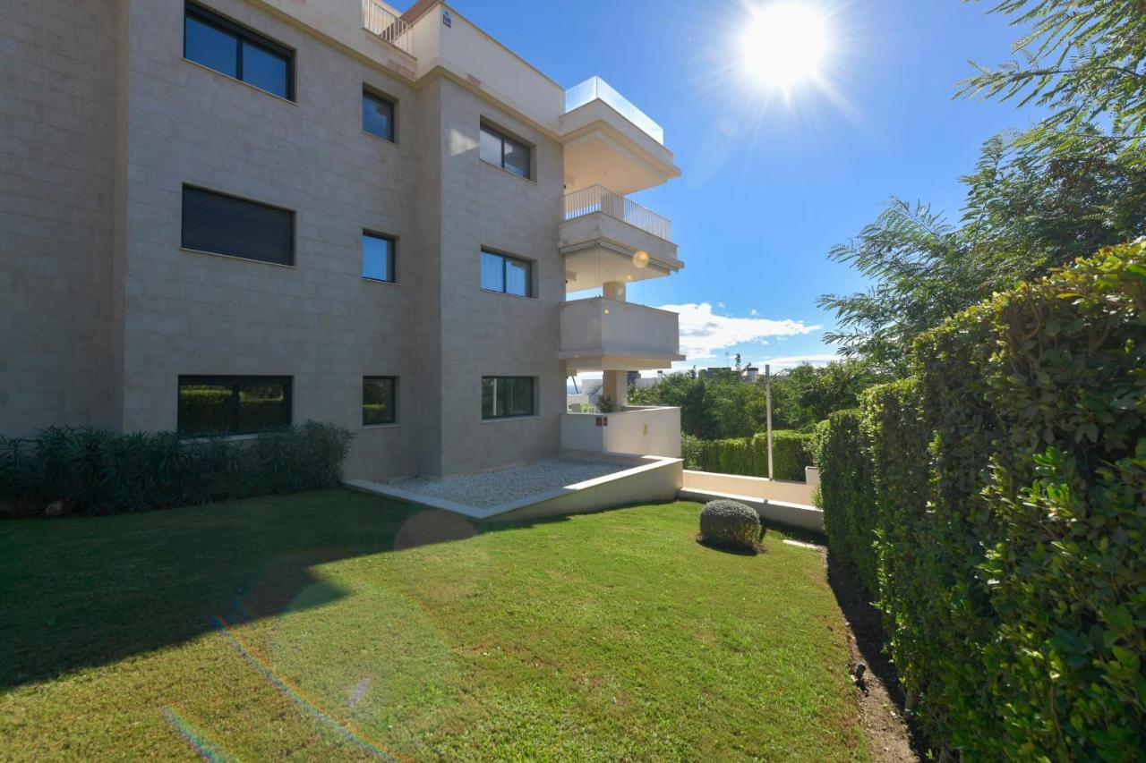 Apartment Luxurious 3 Bedroom In Jardinana Azalea In La Cala De Mijas Málaga