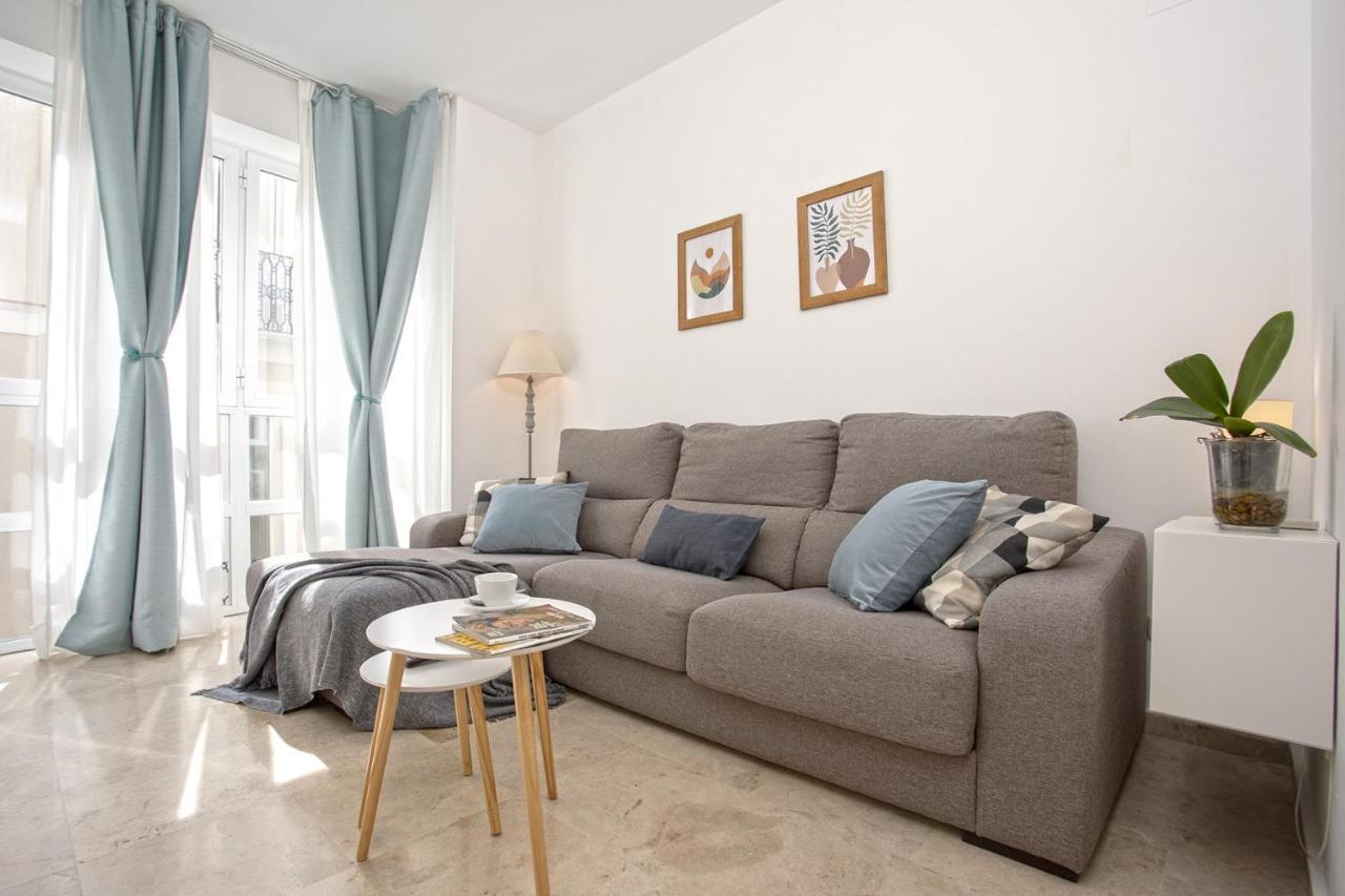 Apartment -malagasunapts-central Historic Heart