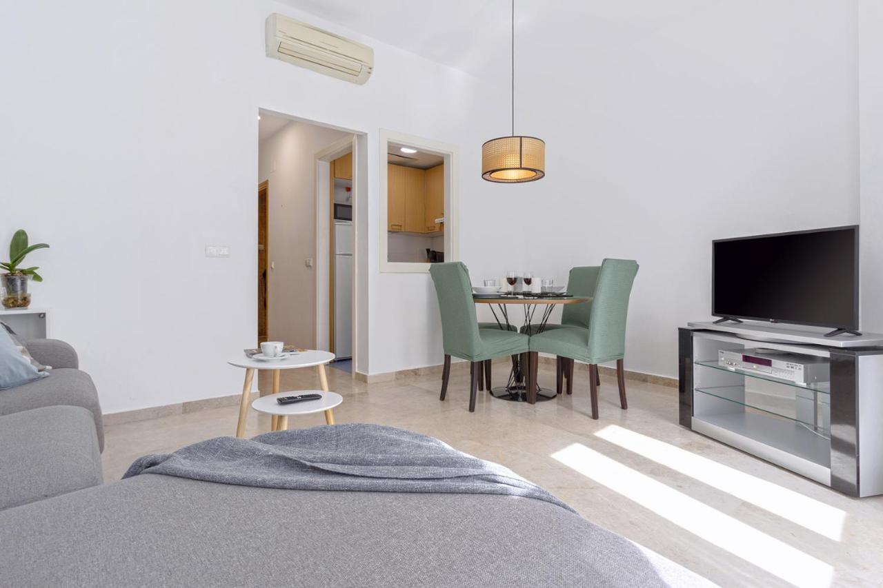 -malagasunapts-central Historic Heart Apartment *