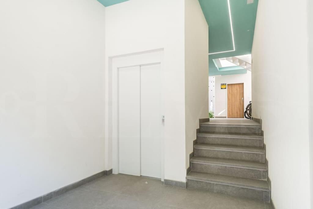 Apartment Calm With Private Patio By Rems *