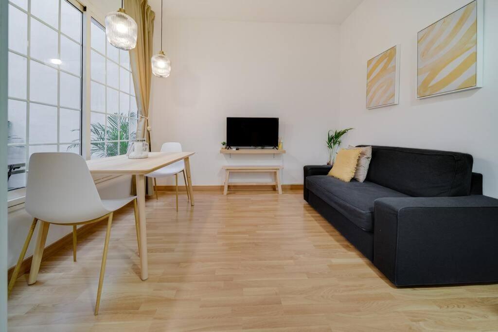 Encantador Con Patio Appartement *