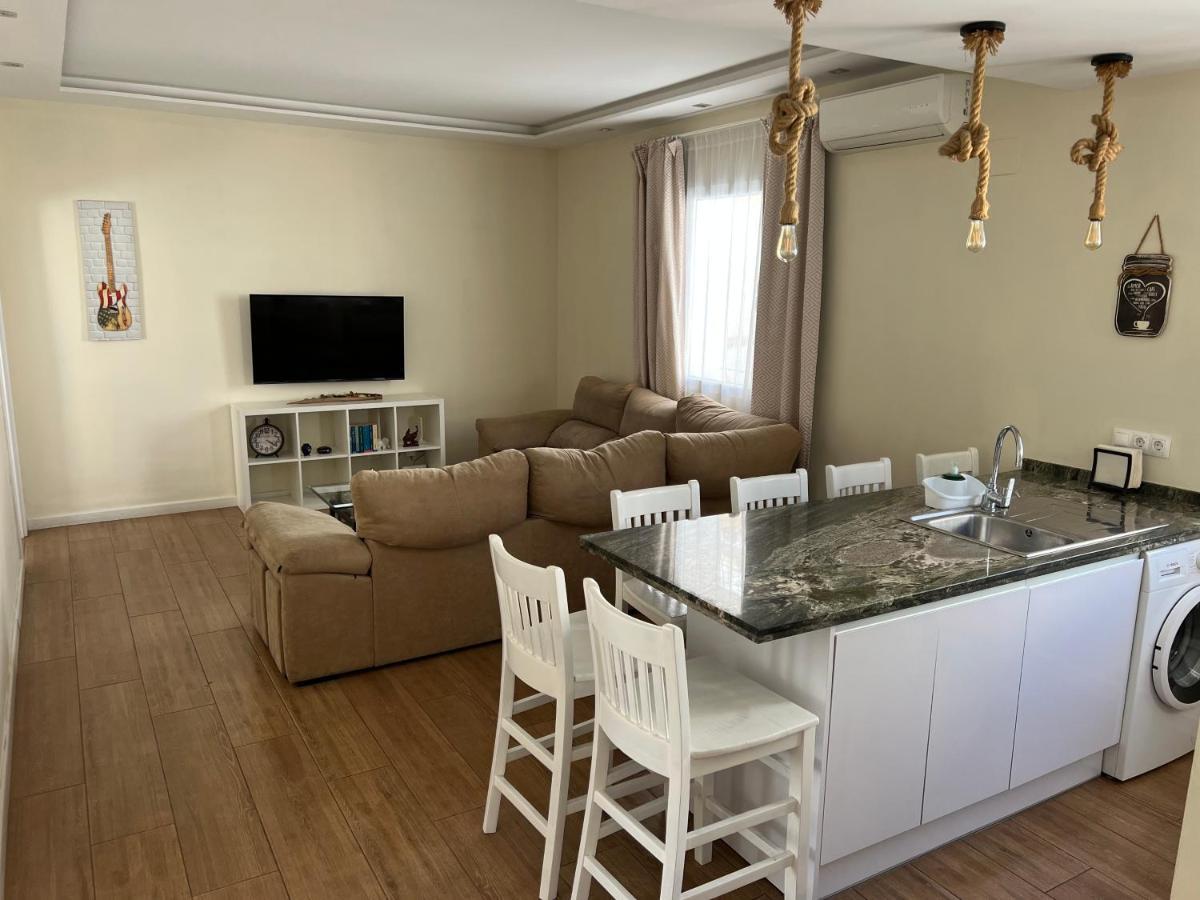 Genuar 3 Bedroom Close To * Málaga