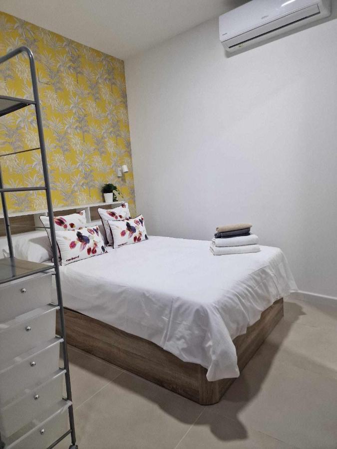 Moderno Apartamento 2 Junto A Calle Marmoles Málaga