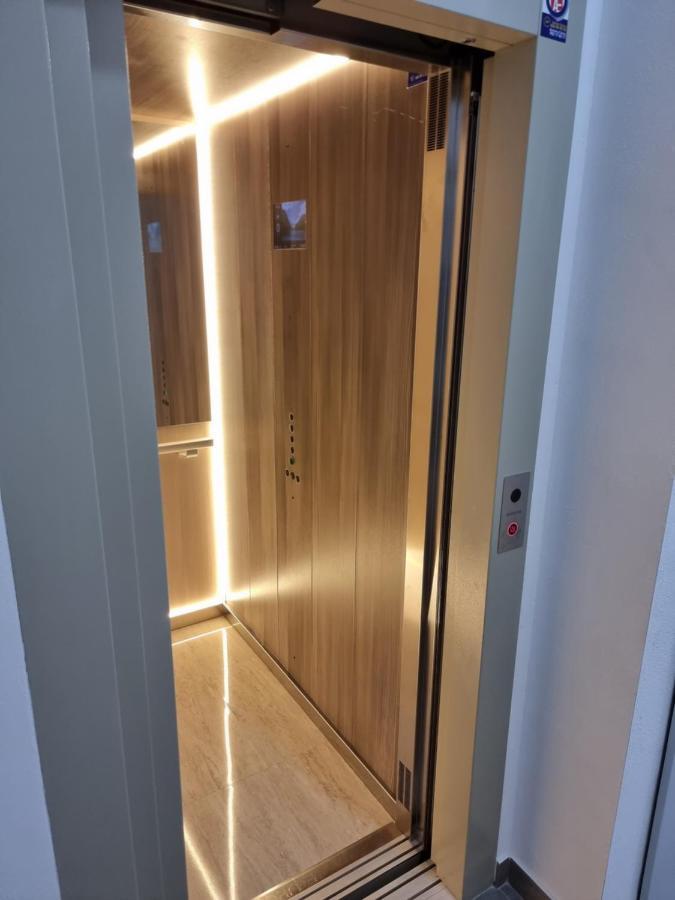 Elemar Free Luggage Storage * Malaga