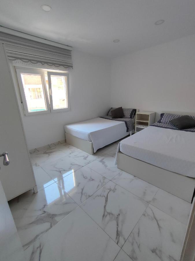 Apartment Near Shopping Centers Malaga