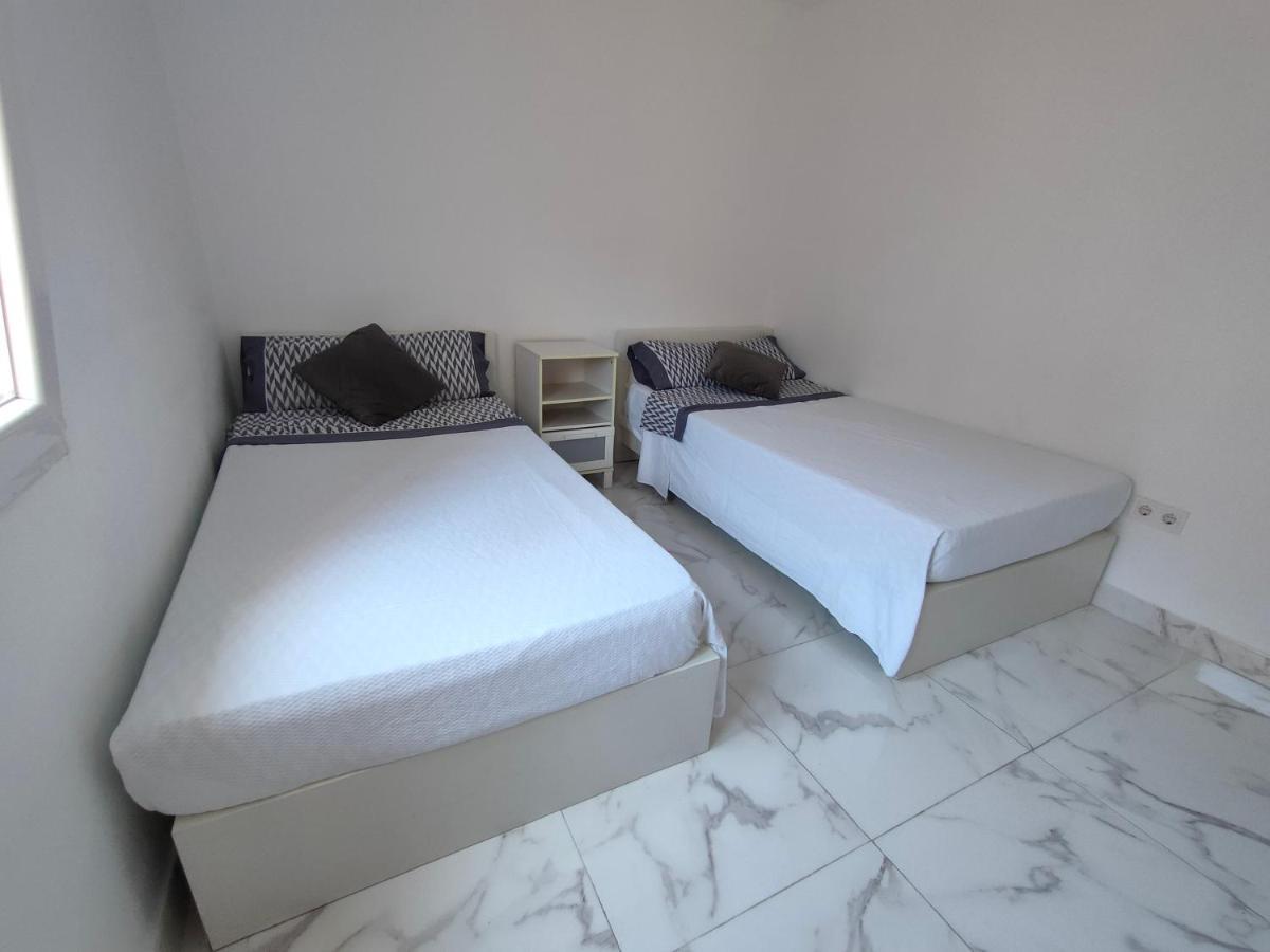 Near Shopping Centers Malaga