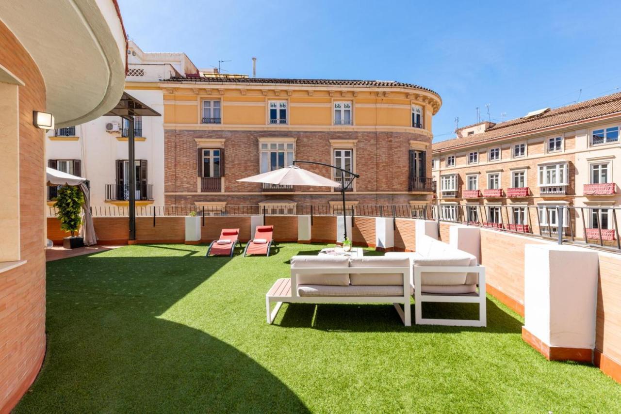 Gran Terraza Con Vistas A Calle Larios