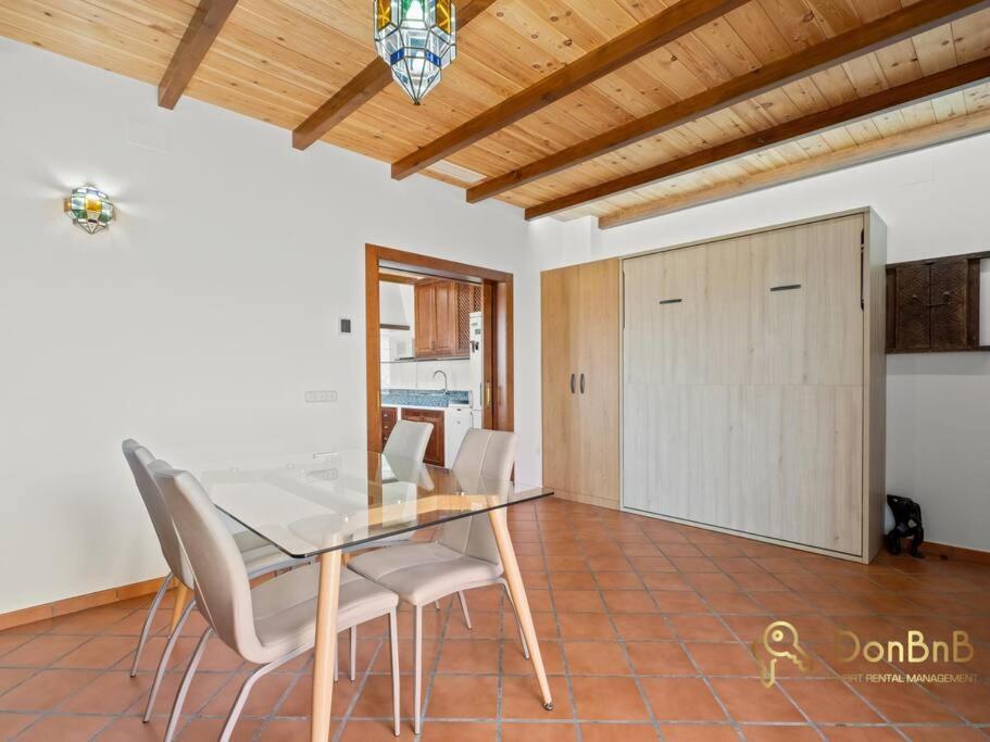 Casa Con 3 En El Tarajal Vakantiehuis Málaga