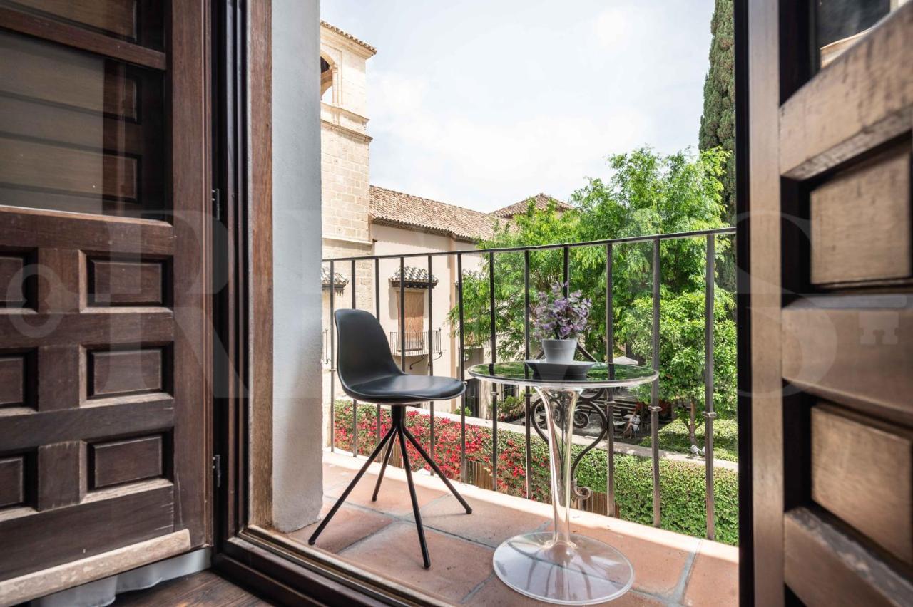 Spacious Duplex With Terrace By Picasso Museum By Rems Malaga