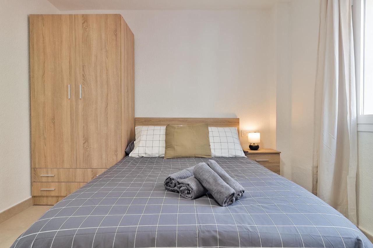 C23 Lovely 4 Bedroom Close To Maria Zambrano Apartment *