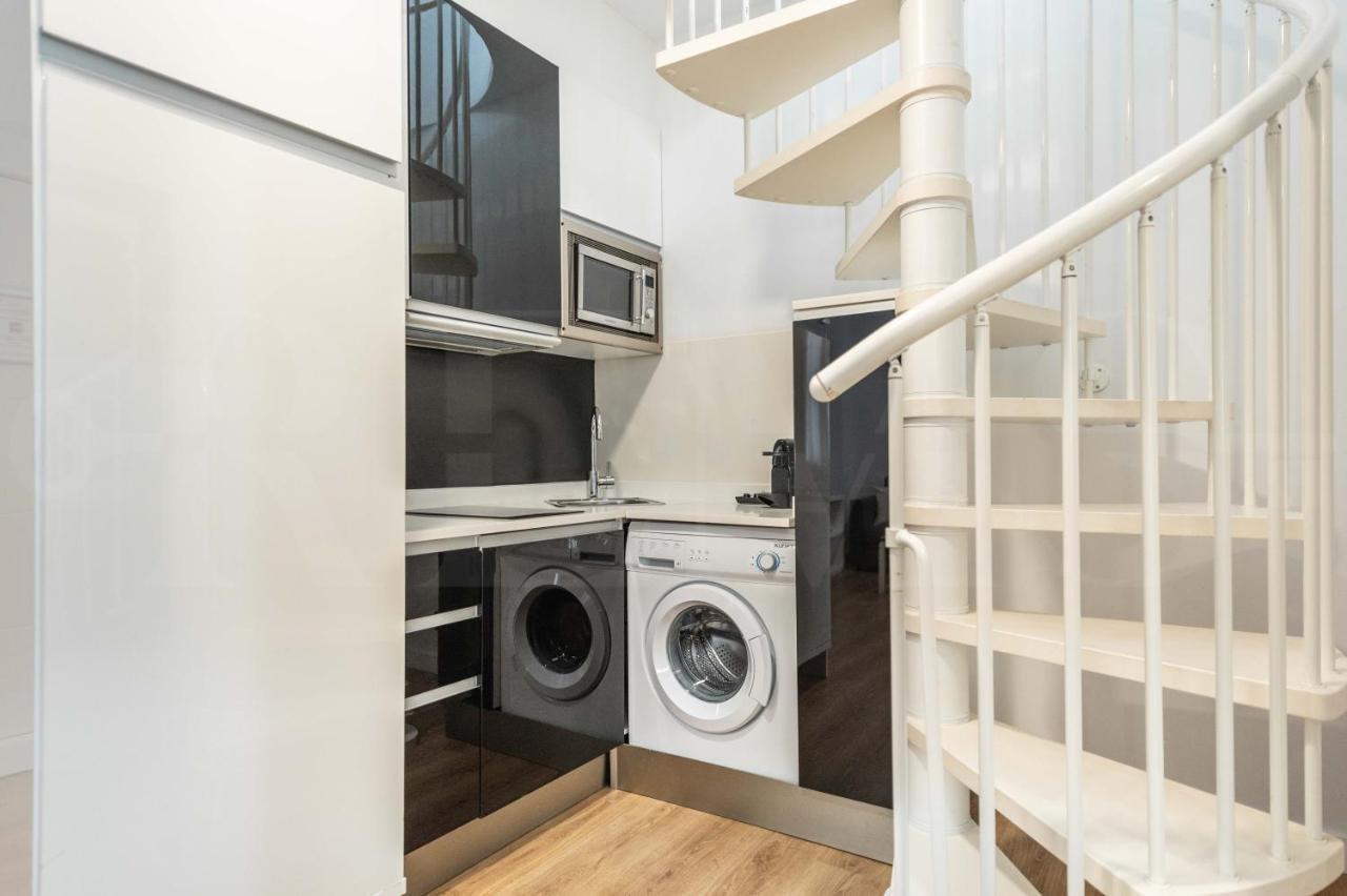 Inviting Duplex In Front Of Picasso Museum By Rems Malaga