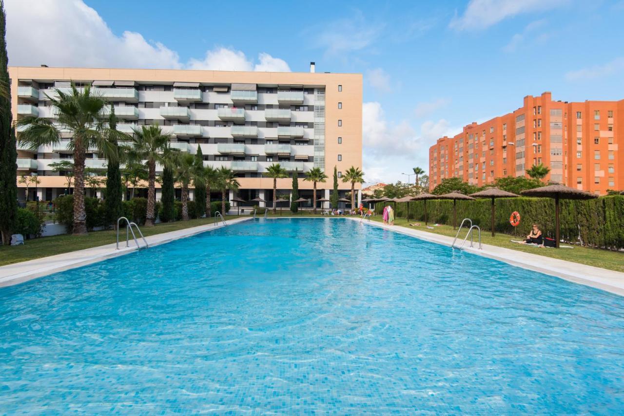 & Tech Park Apartment *