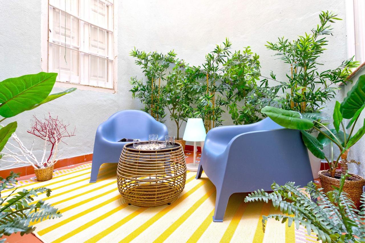 Apartment Genteel Larios *