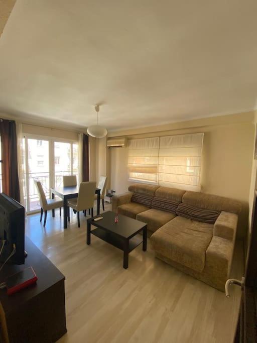 Luminoso Apartamento Con Terraza Apartment