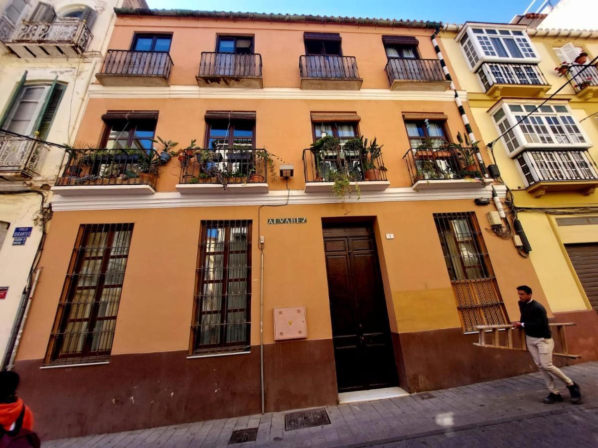 Dona Elvira Alvarez Apartment