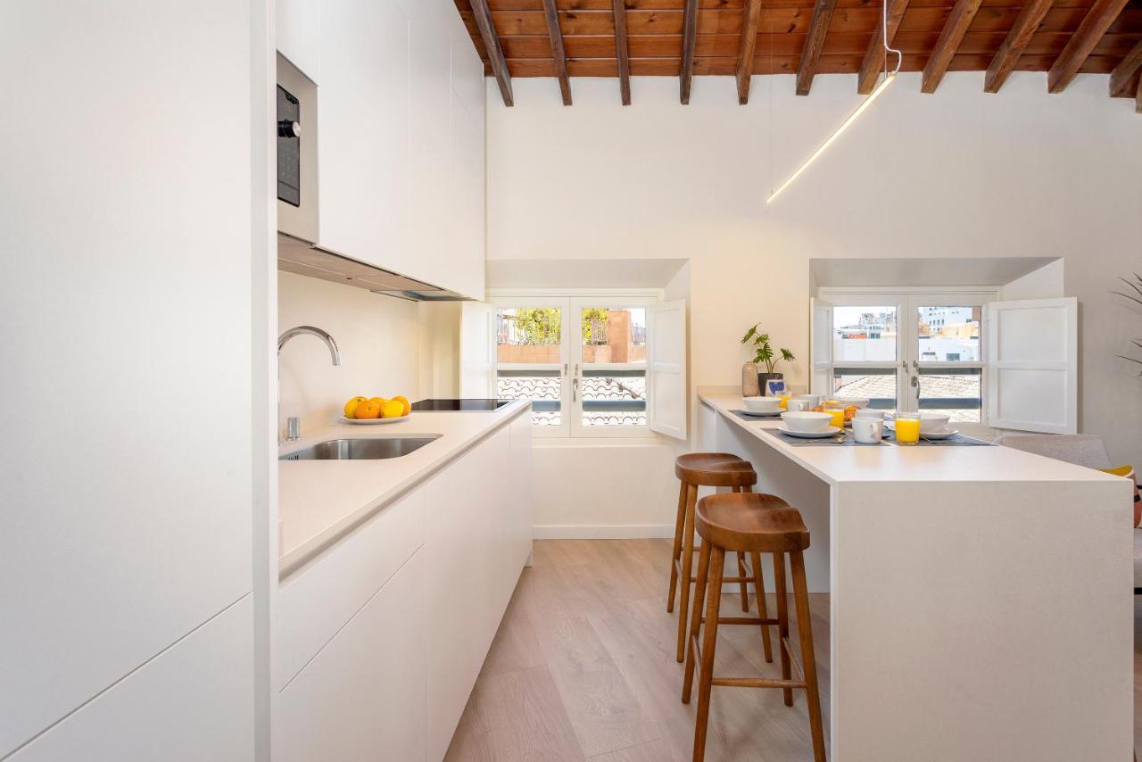 Thyssen Cisneros By Rent Me Apartment *