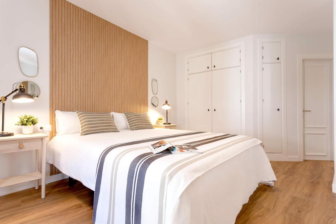 Genteel Larios Malaga
