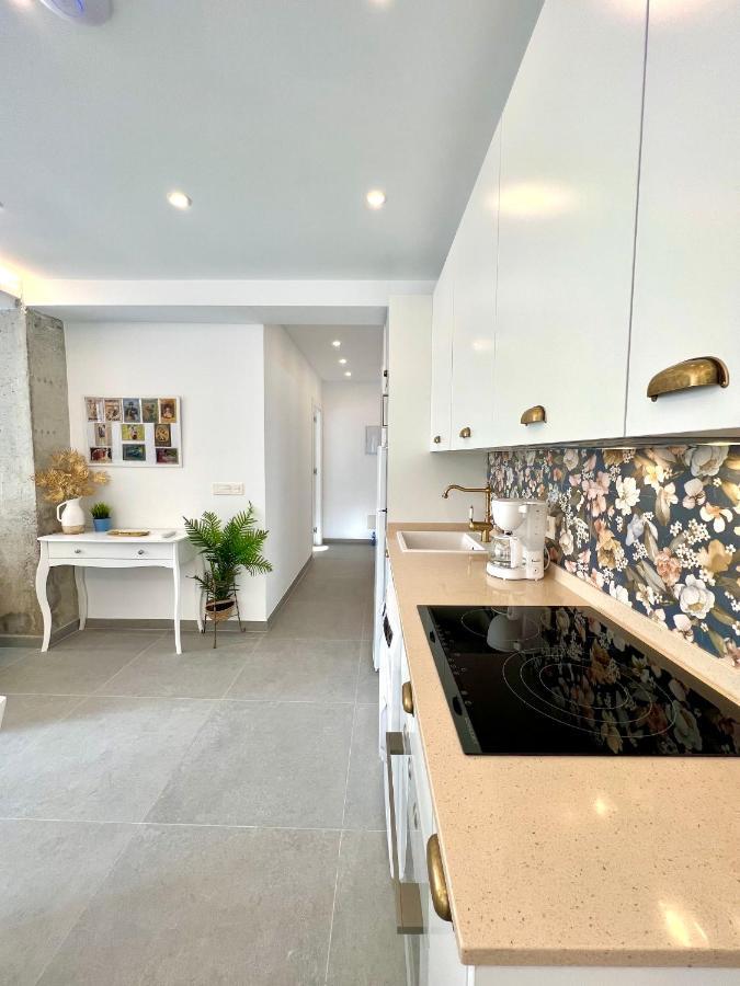 Malagueta Iii & Terrace By Ele Appartement