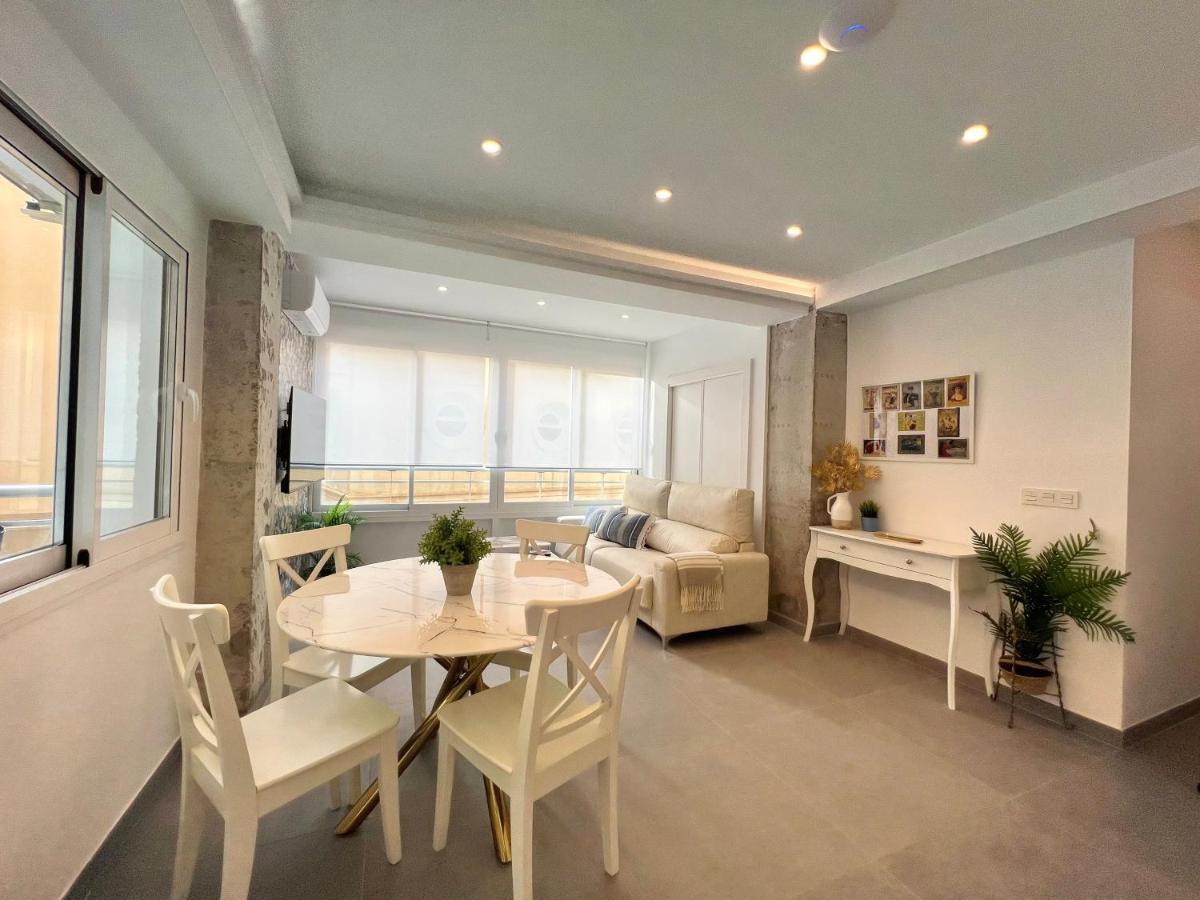 Malagueta Iii & Terrace By Ele Appartement *