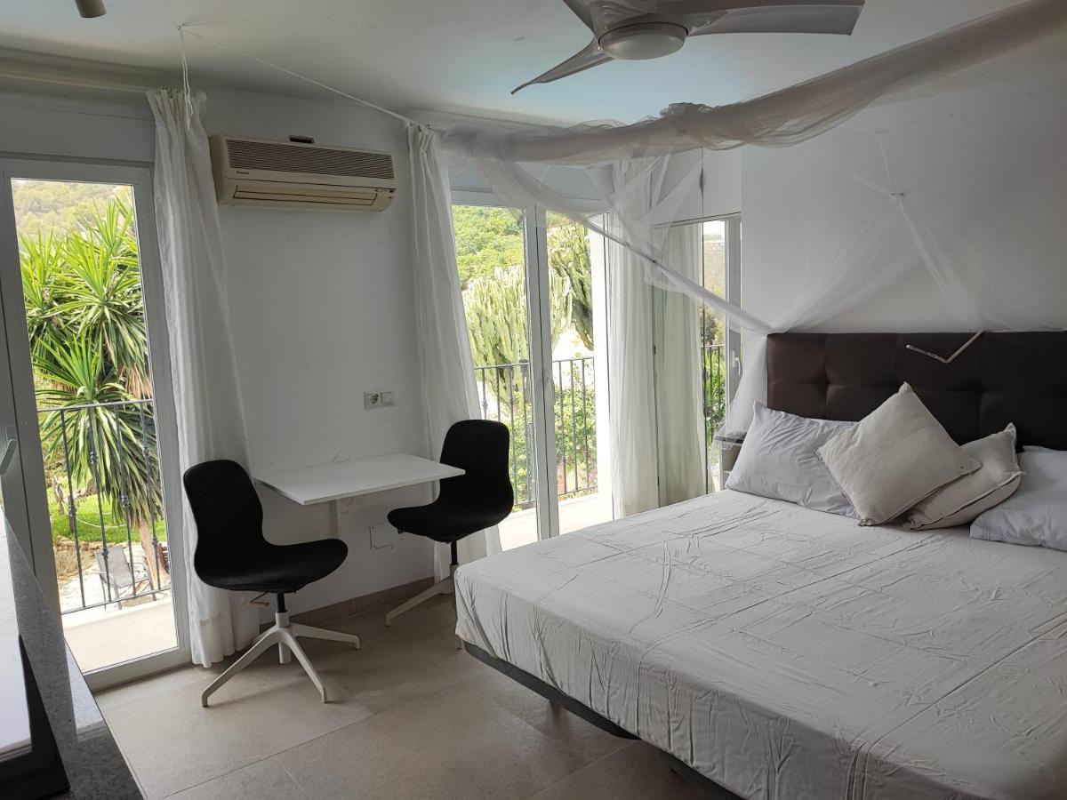 Penthouse Apartment, Cortijo Fruitful Hills Apartment Malaga