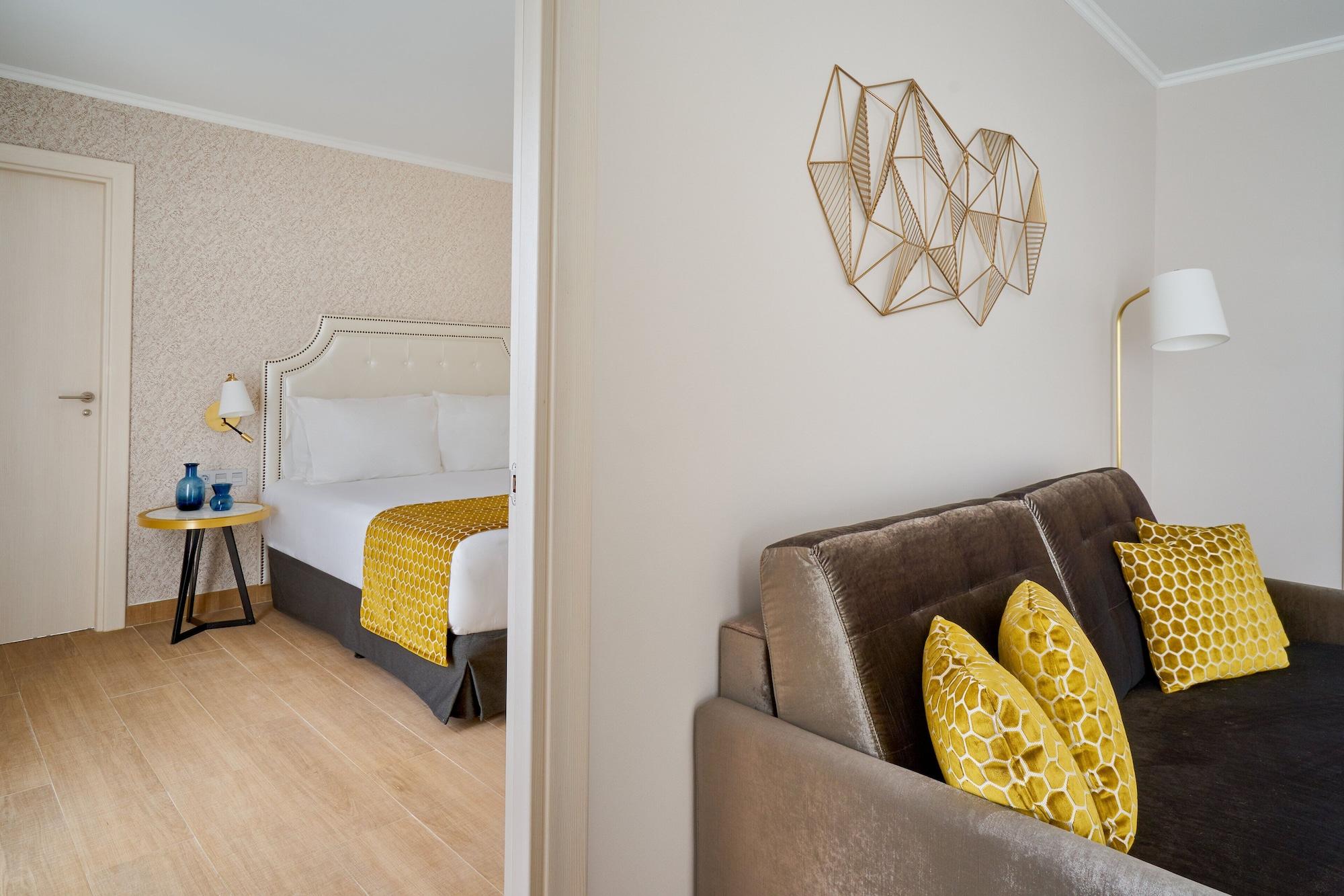 Tandem Soho Apartment