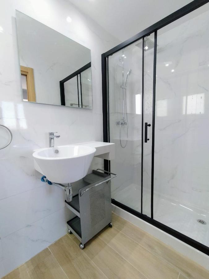 M Nostrum Ny Apartment