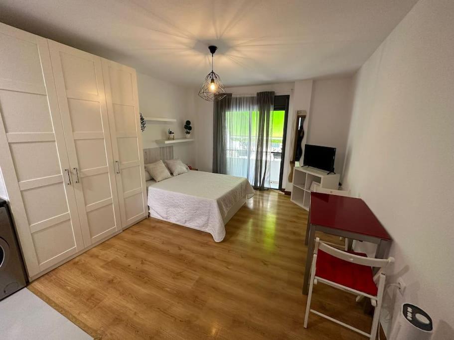 Apartment Near The Centre Of Malaga-jim Malaga