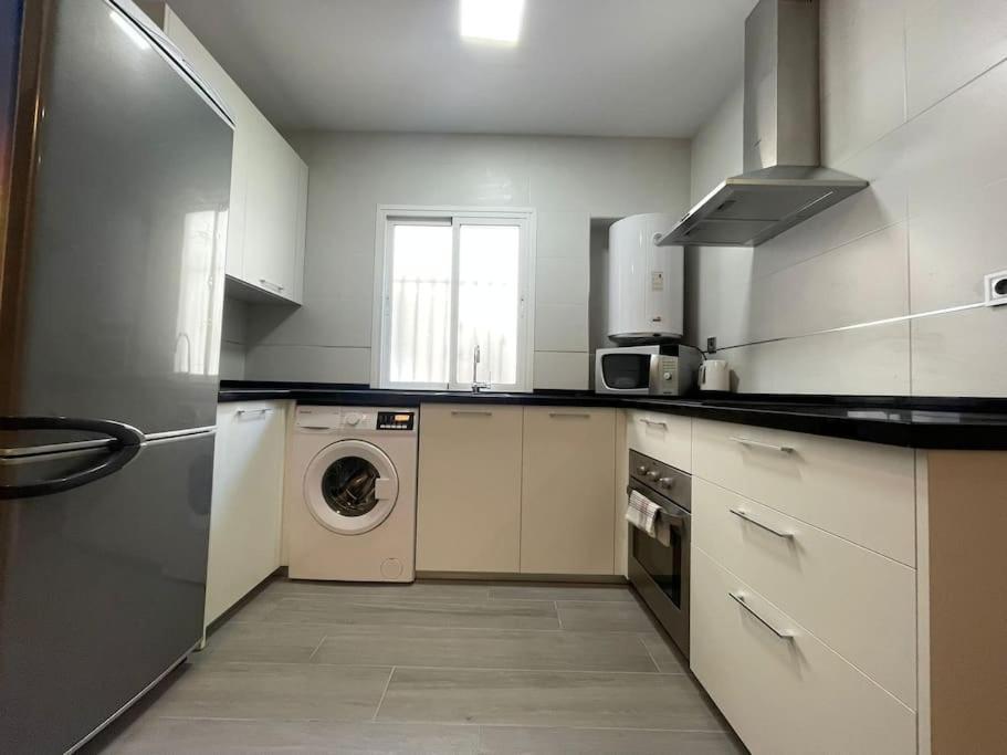 Family Flat Close To The Centre-v-estrell Apartment *