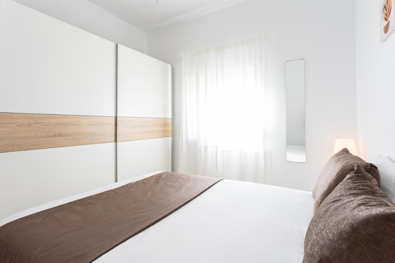 Apartment Holidays2malaga Pasaje Cerca Estacion Tren Ave