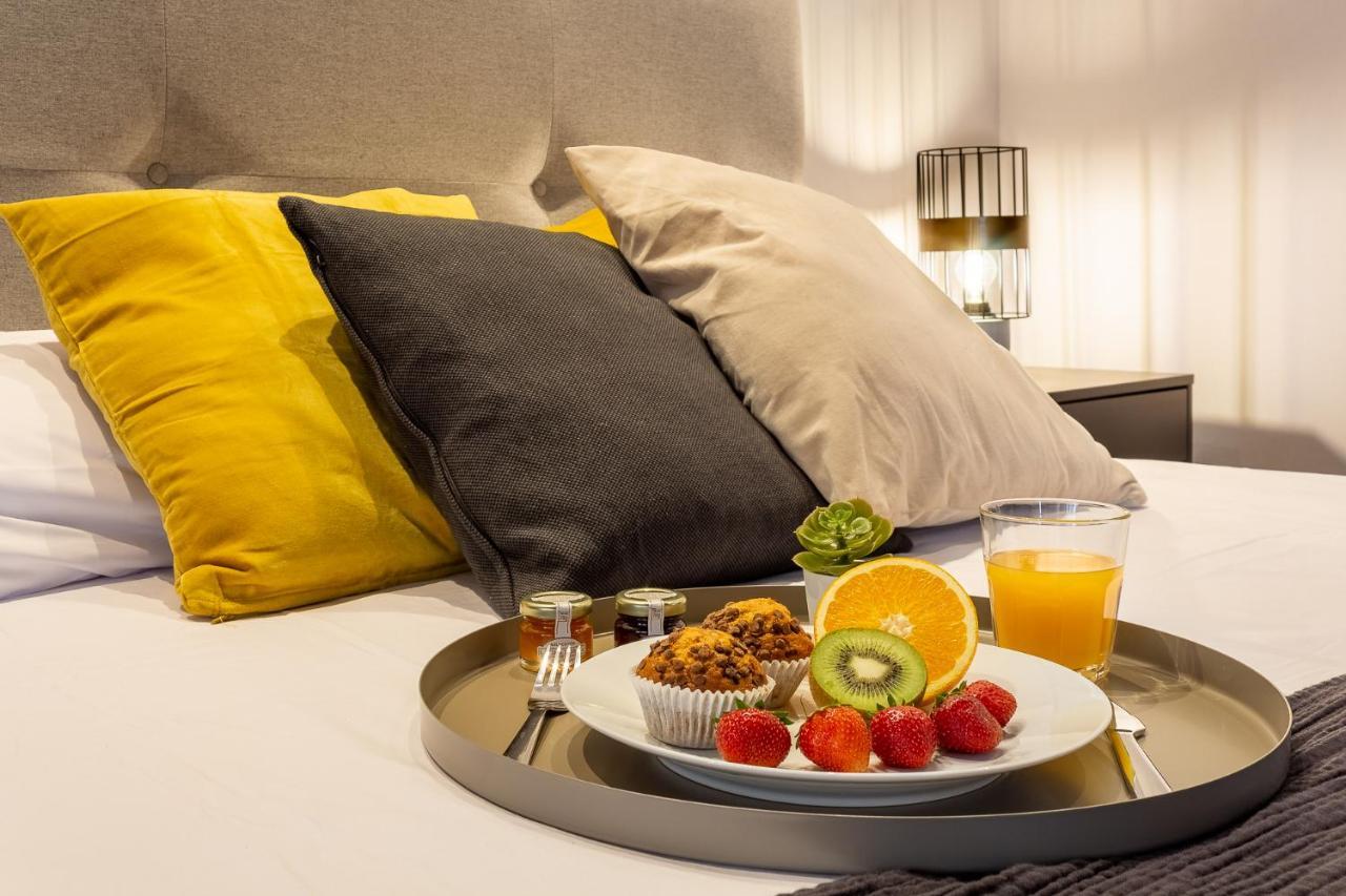 Modern & Quite At Larios Apartment *