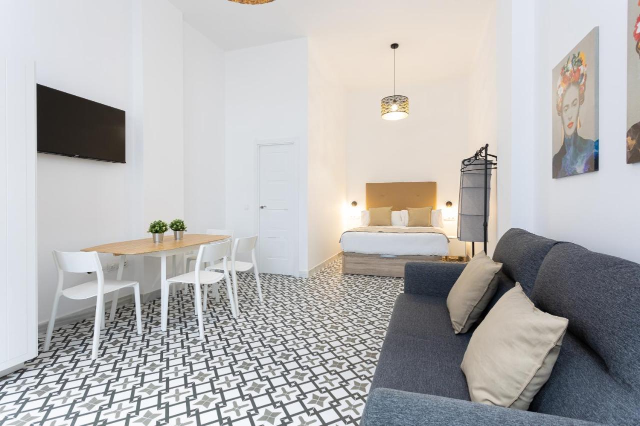 Apartment Holidays2malaga Picasuss Loft New Built Close Huelin And Promenade *