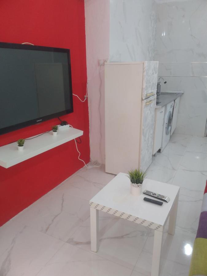 Precioso Moderno Cerca Del Carrefour Rosaleda Apartment *