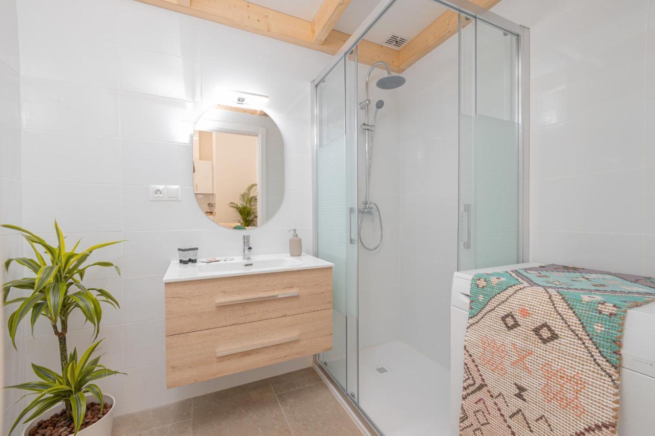 Apartment C50 Stylish Loft Close To The Sea