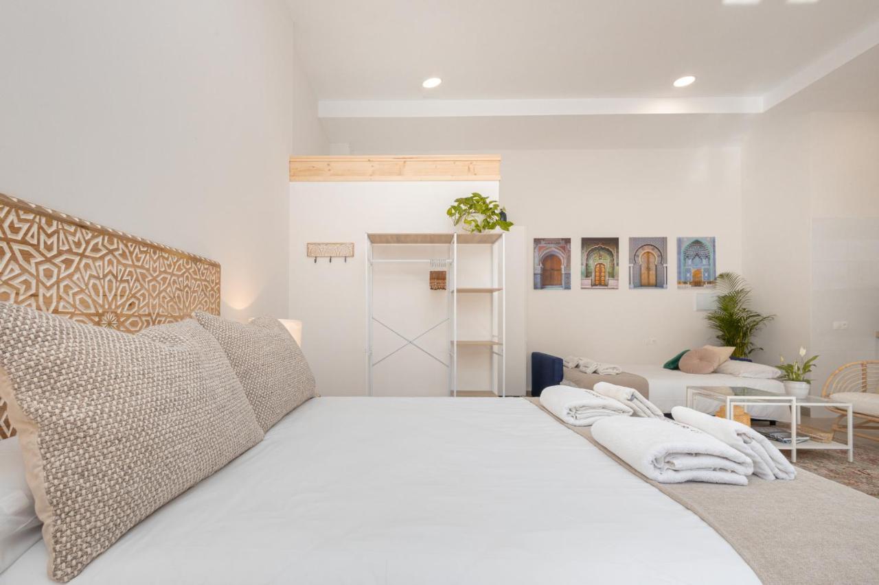 Apartment C50 Stylish Loft Close To The Sea