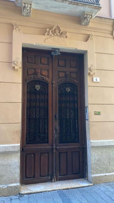 En Centro Historico Con Garaje * Malaga