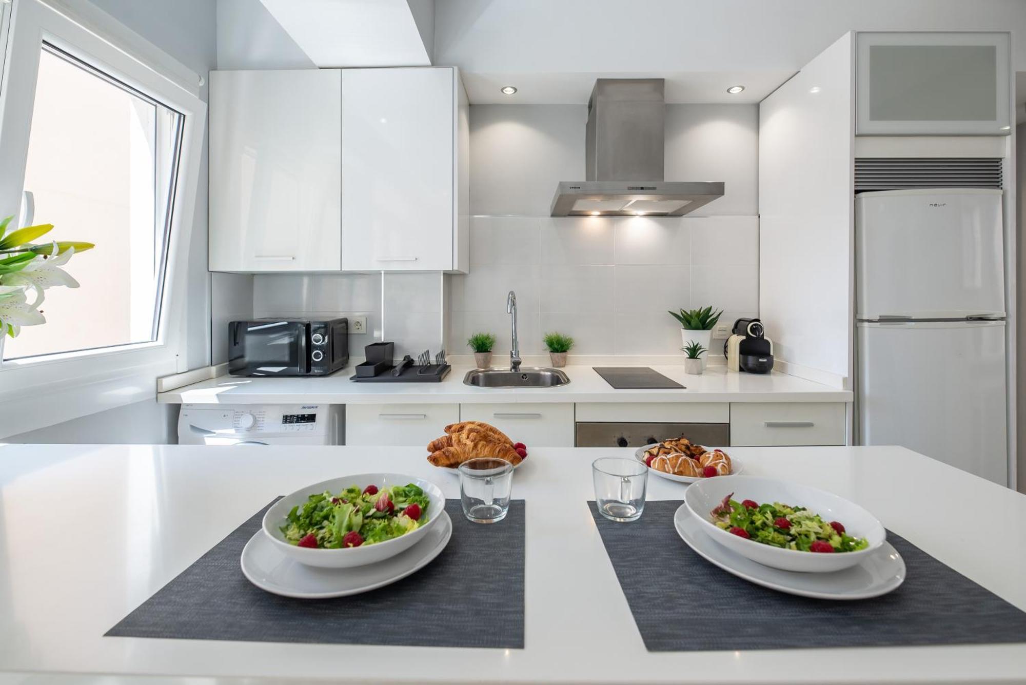 Xpce Merced Square - Picasso Apartment *