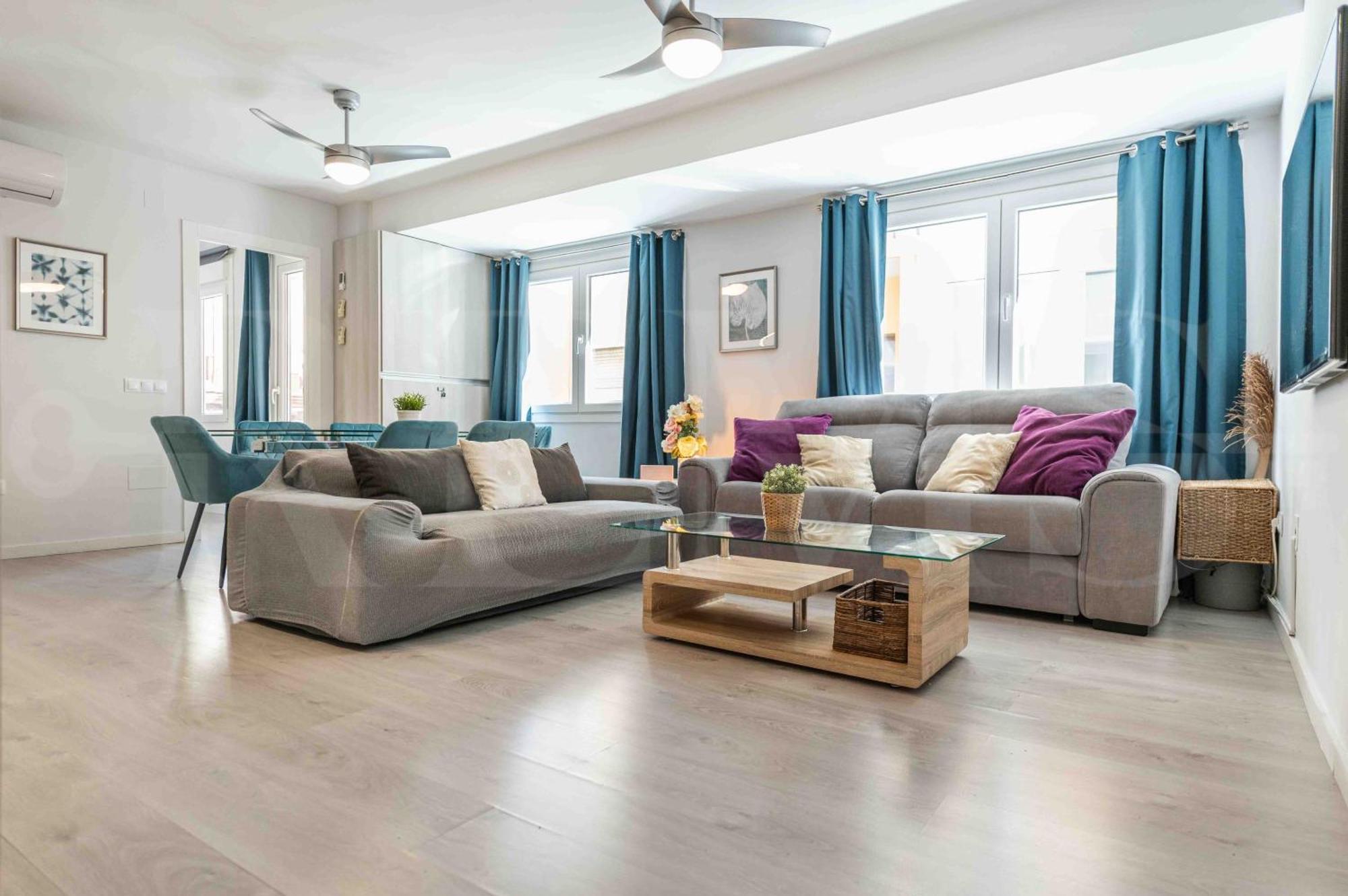 Cosy Flat With Private Balcony - Historic Center By Rems *