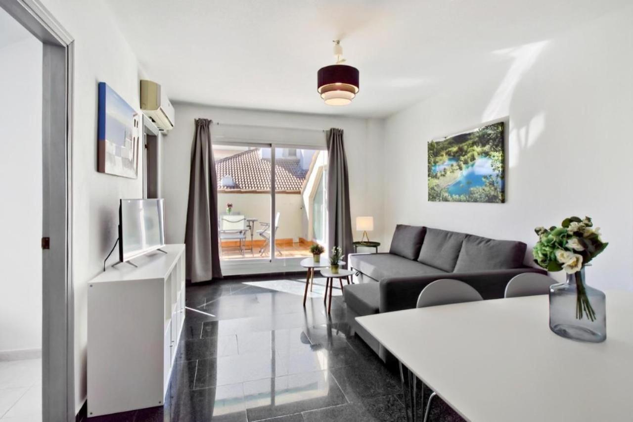 Atico Con Terraza Privada En Centro Apartment Malaga