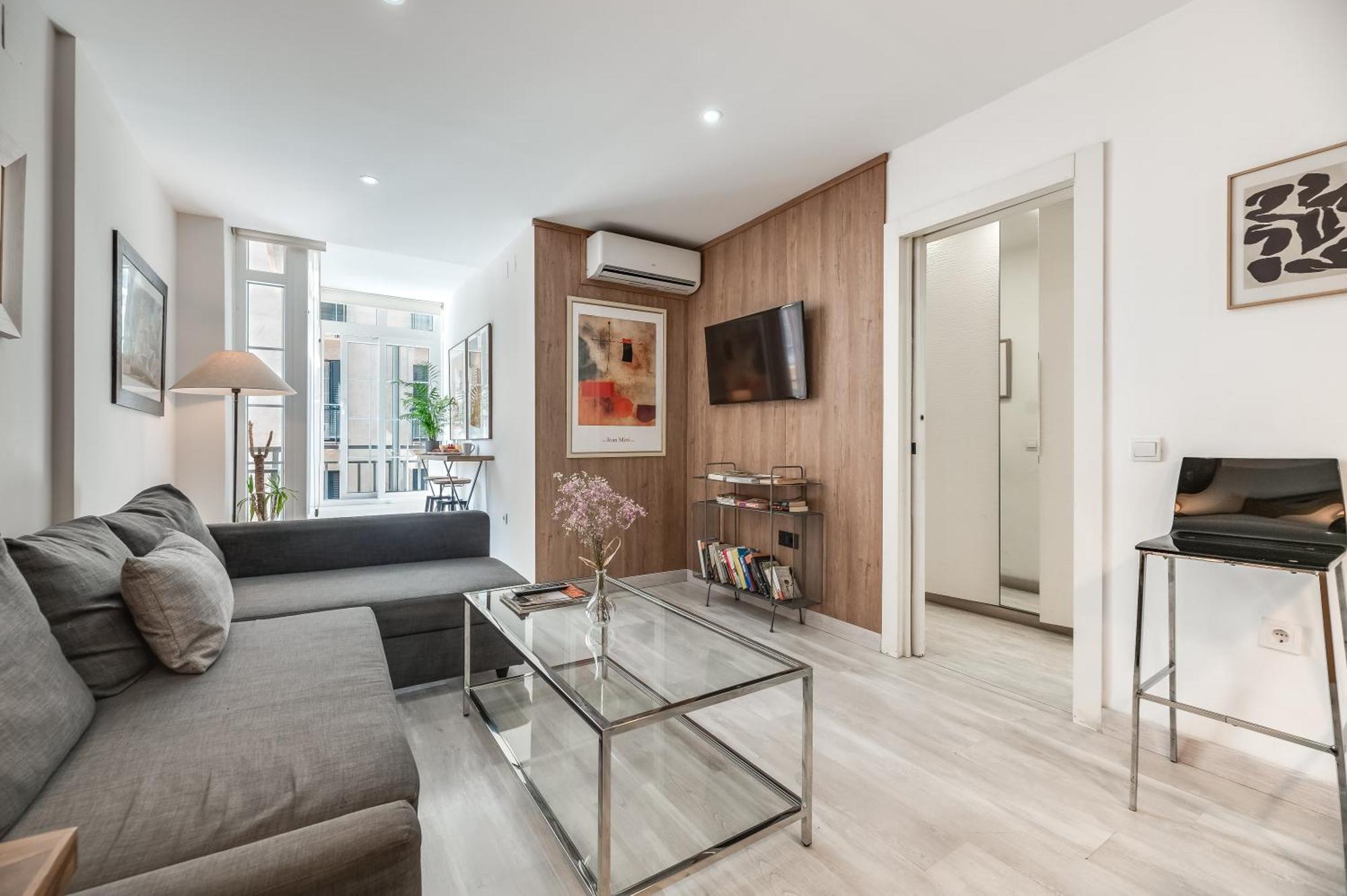 Victoria 16 Premium By Nagoa Homes Apartment *
