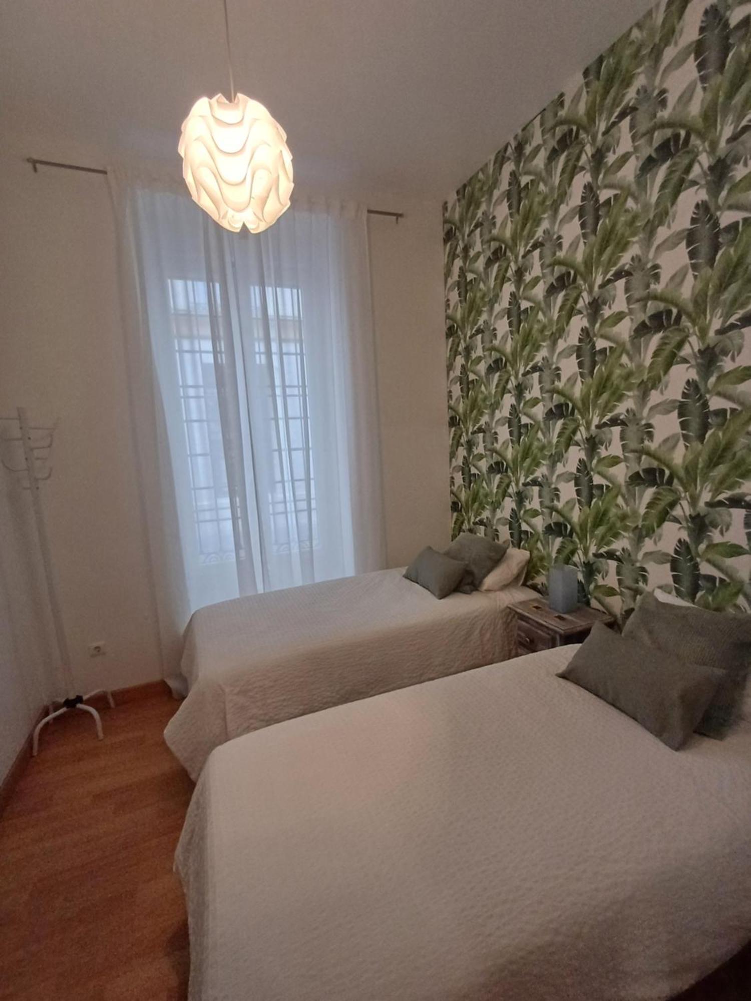 Apartamento Espacioso En Plaza De La Merced, Exterior Con Patio, En Centro Histórico