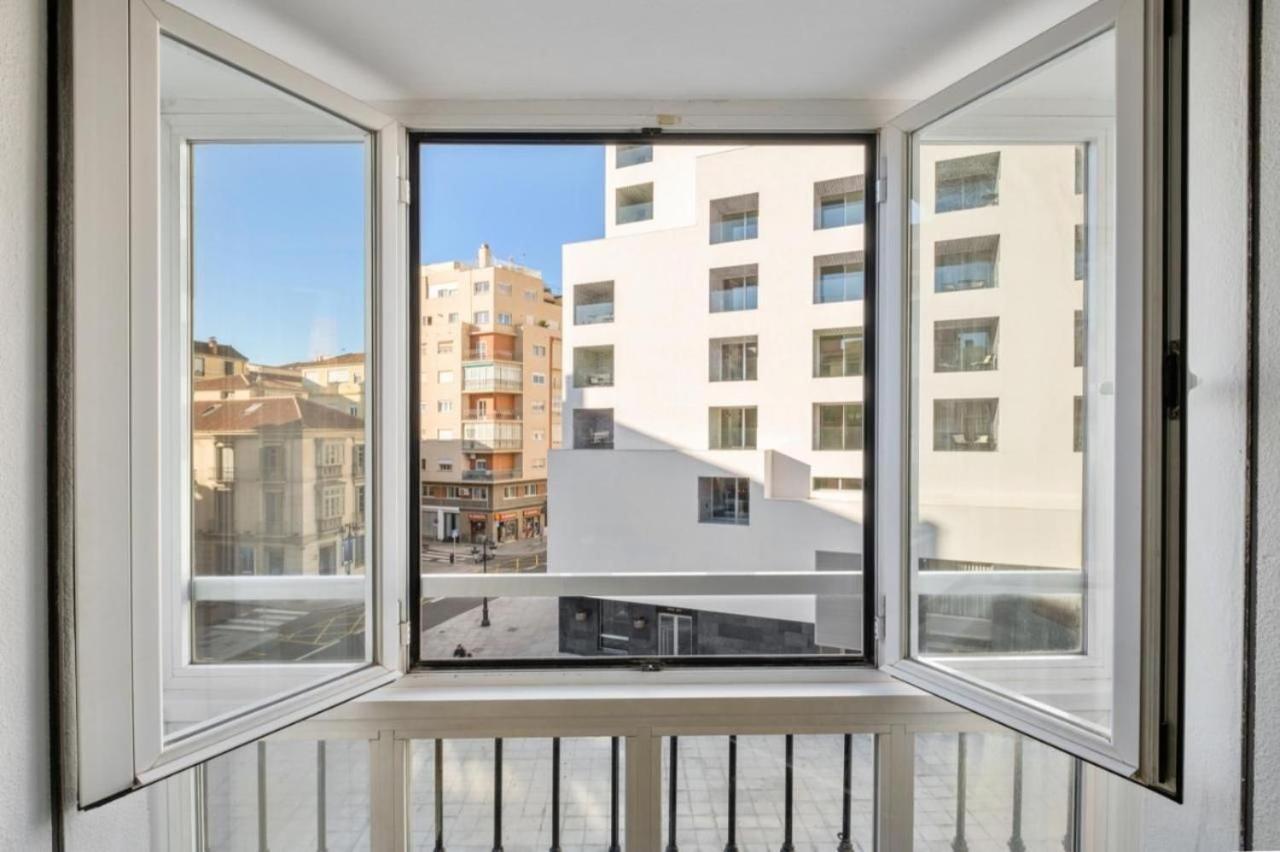 Apartamento Amplio Piso En Atarazanas *