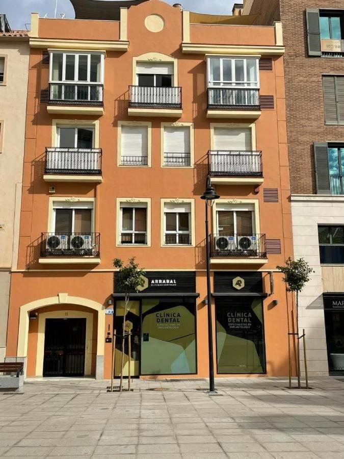 Apartamento Amplio Piso En Atarazanas Málaga