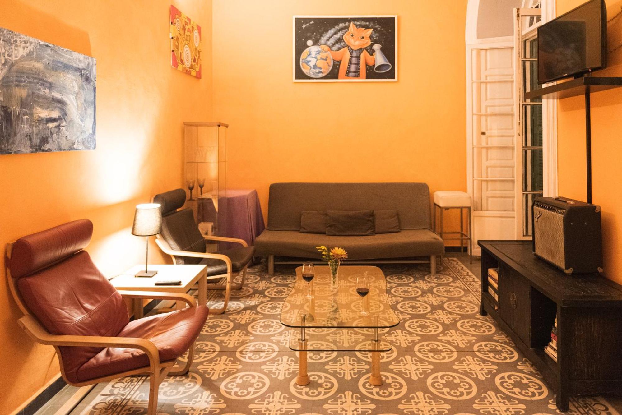 Privatunterkunft Private In Historic Building On The Square Málaga