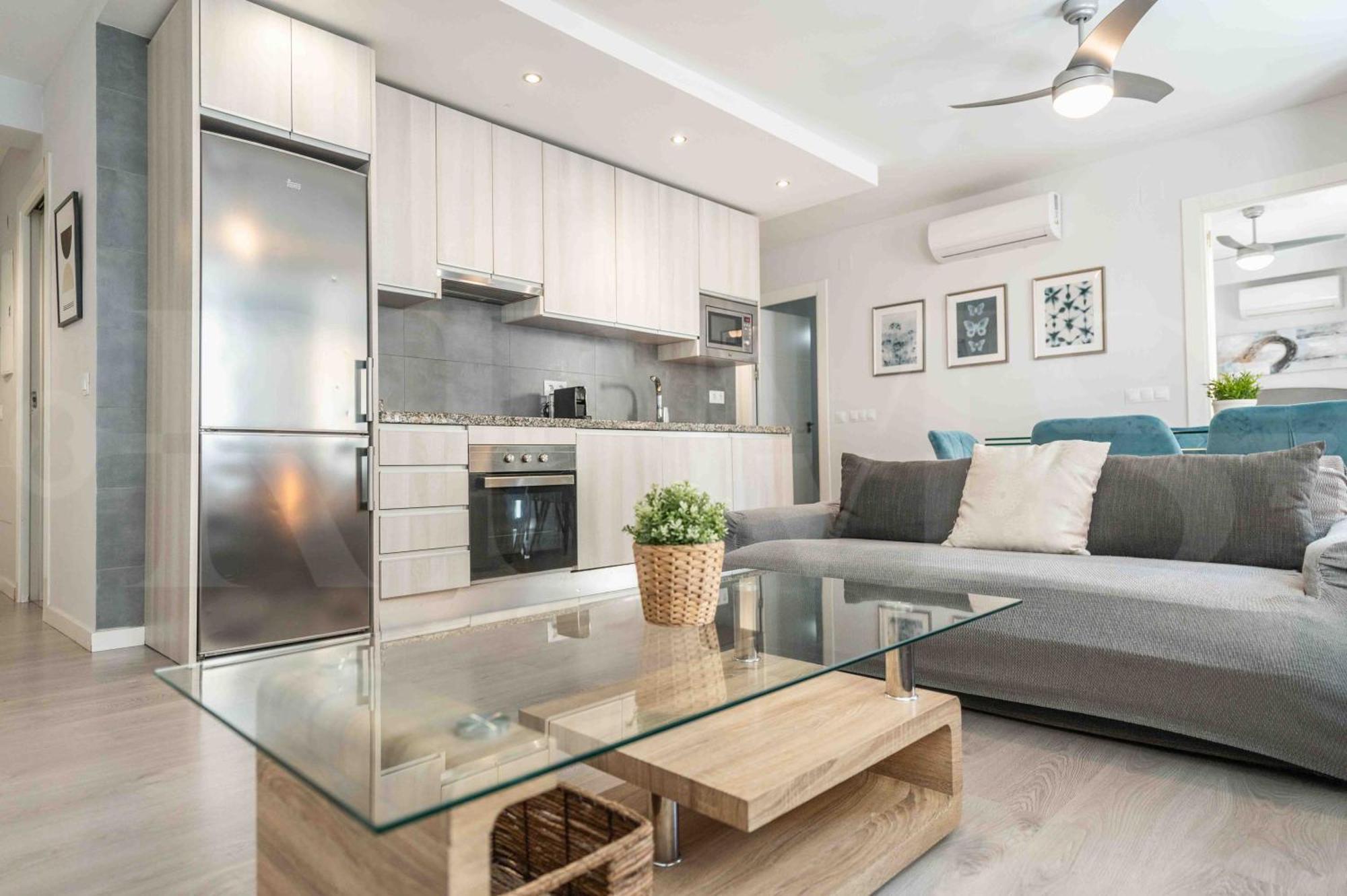 Cosy Flat With Private Balcony - Historic Center By Rems *