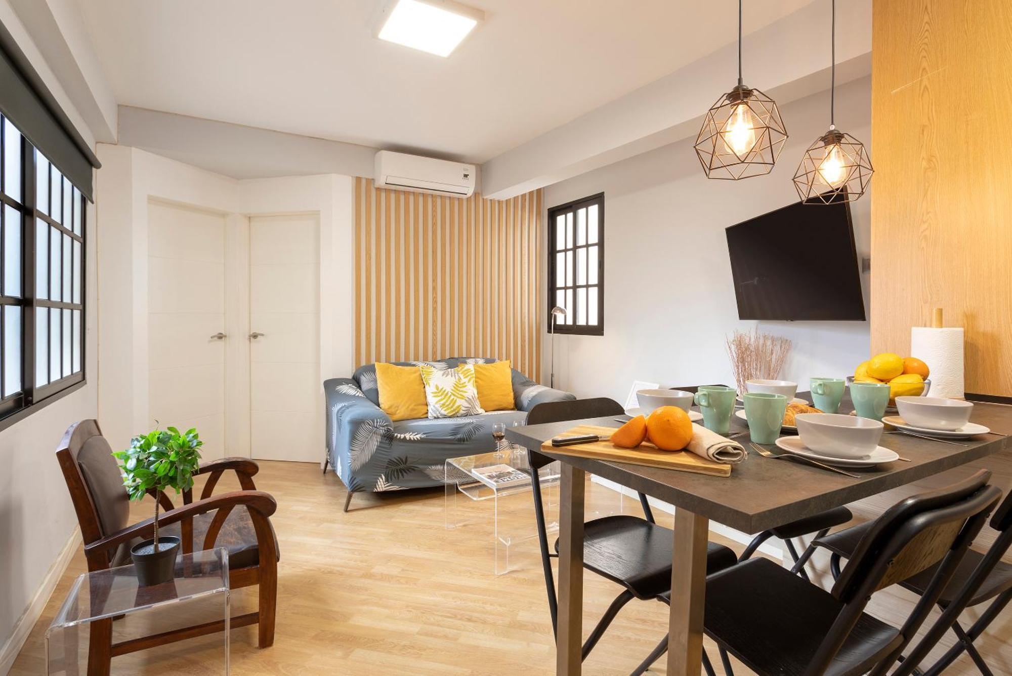 Coqueto Junto A Calle Larios By Rent Me Apartment *