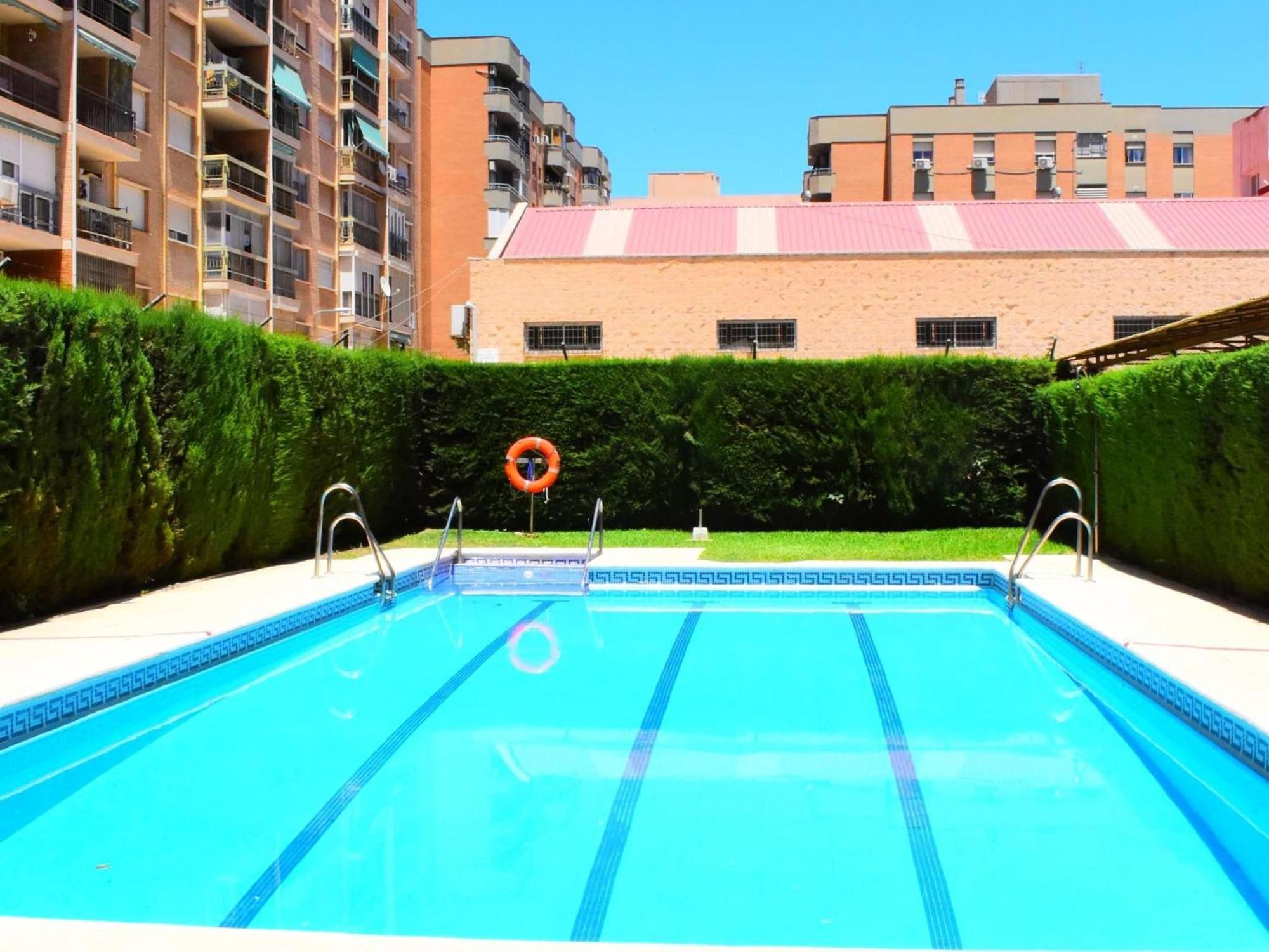 Amplio Y Luminoso Cerca Del Centro Y La Playa Con Piscina Y Parking Privado Apartment *